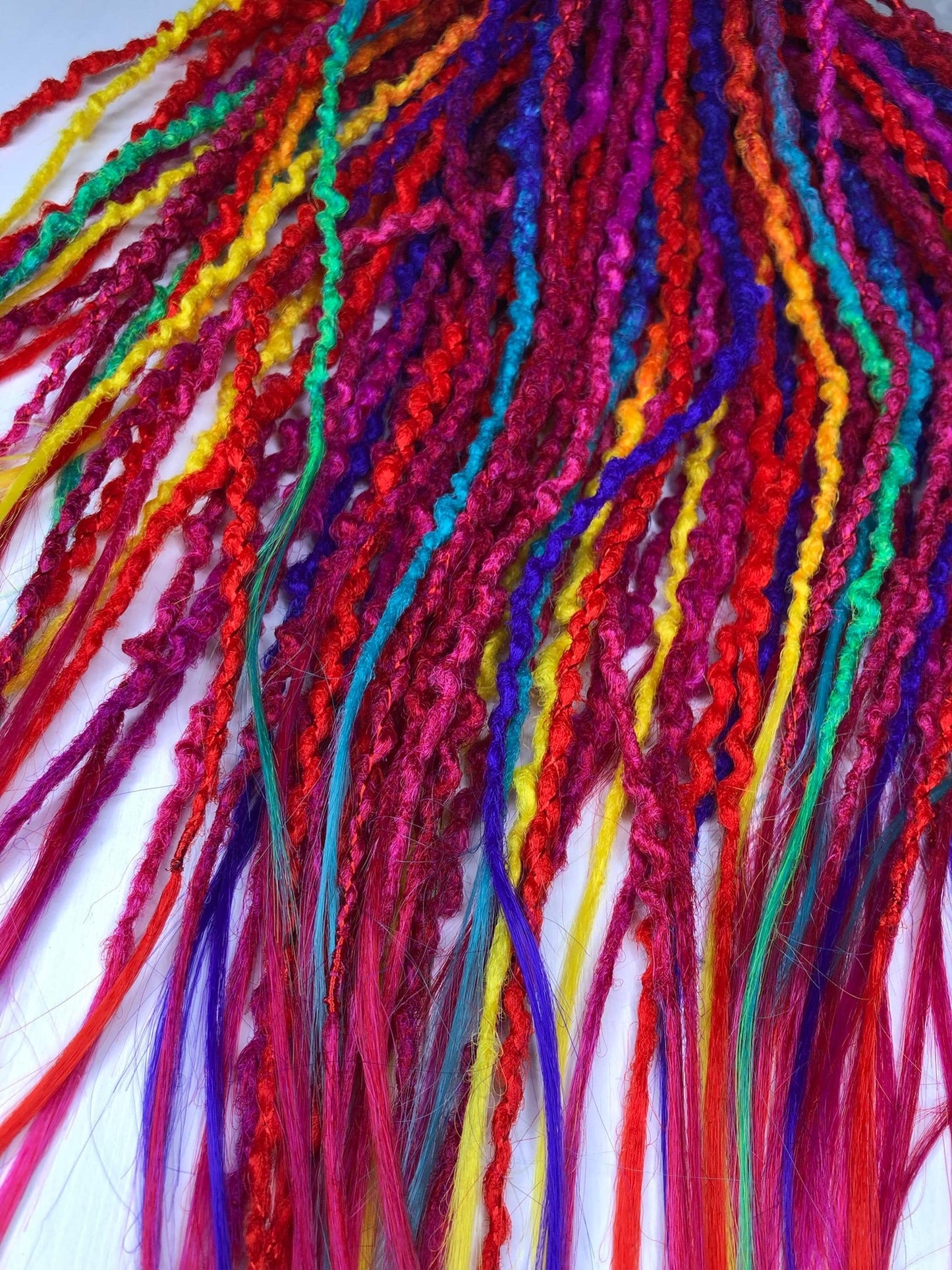 Rainbow Ombre Dreads Red Yellow Green | Curly Synthetic SE DE Dreadlocks Set