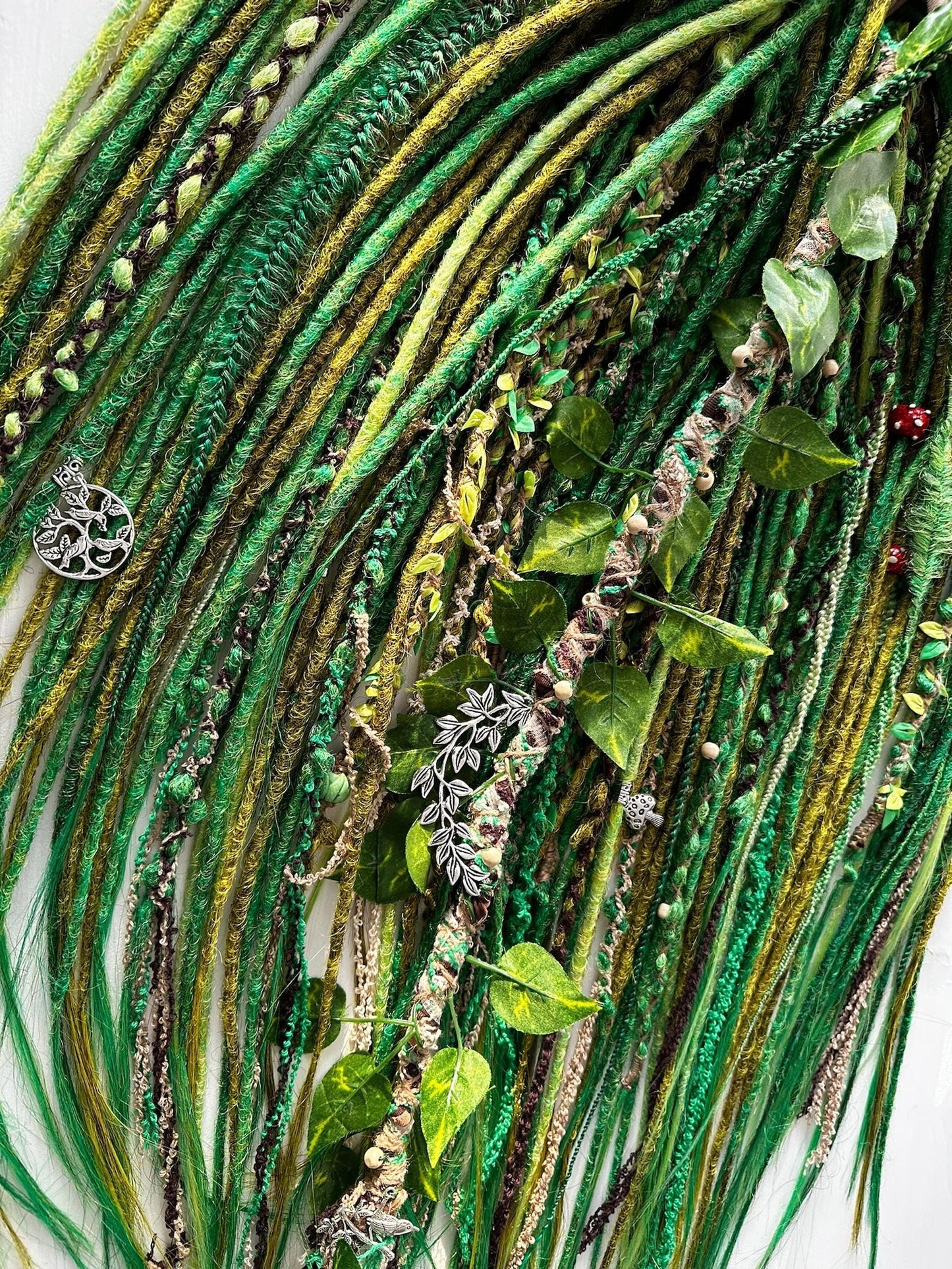 Mushroom Queen Dreads Full Set – Forest Witch Green Dreadlocks