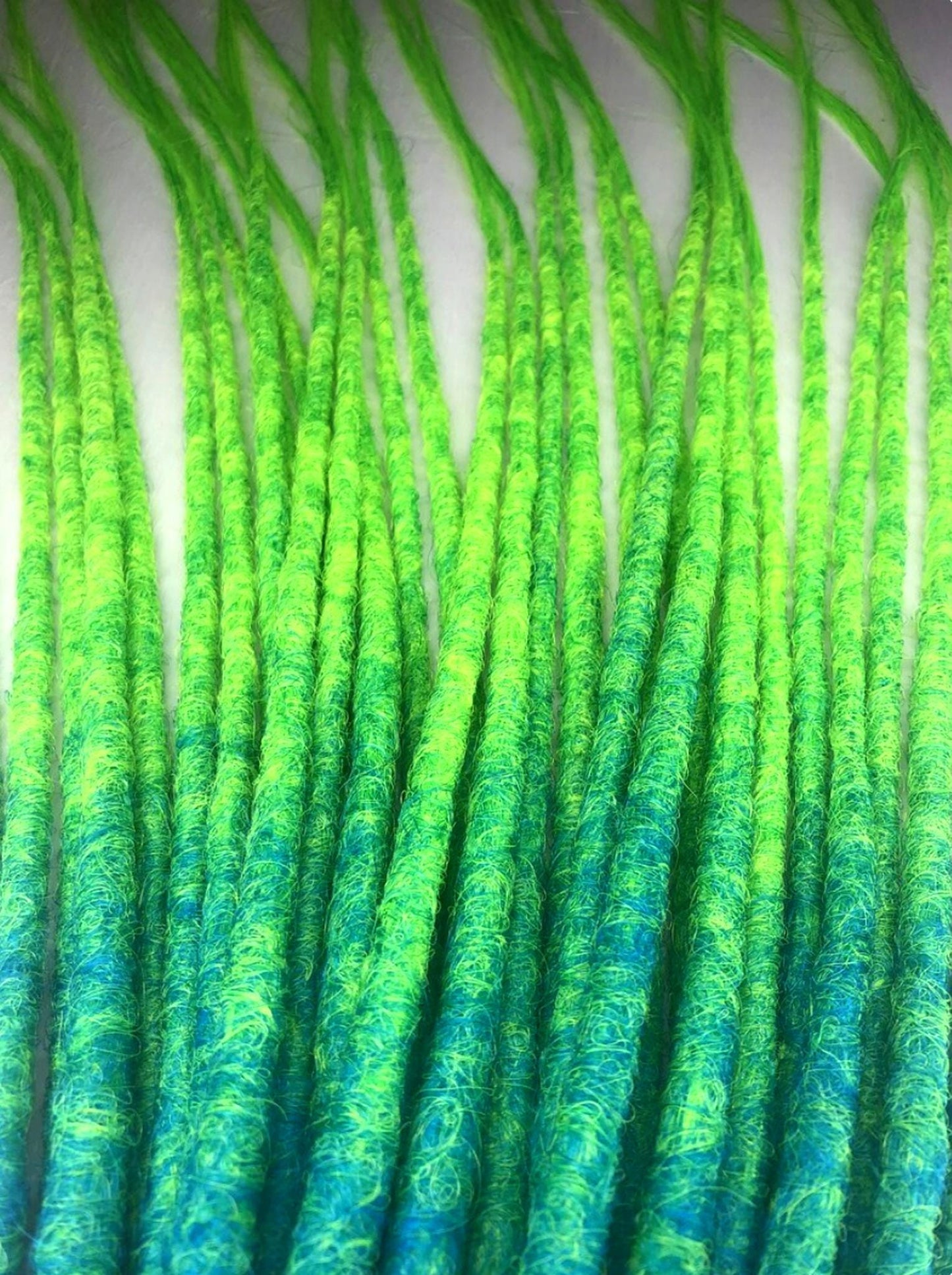 UV Glow Green Dreads – Blue & Acid Ombre Psy Dreadlocks Set