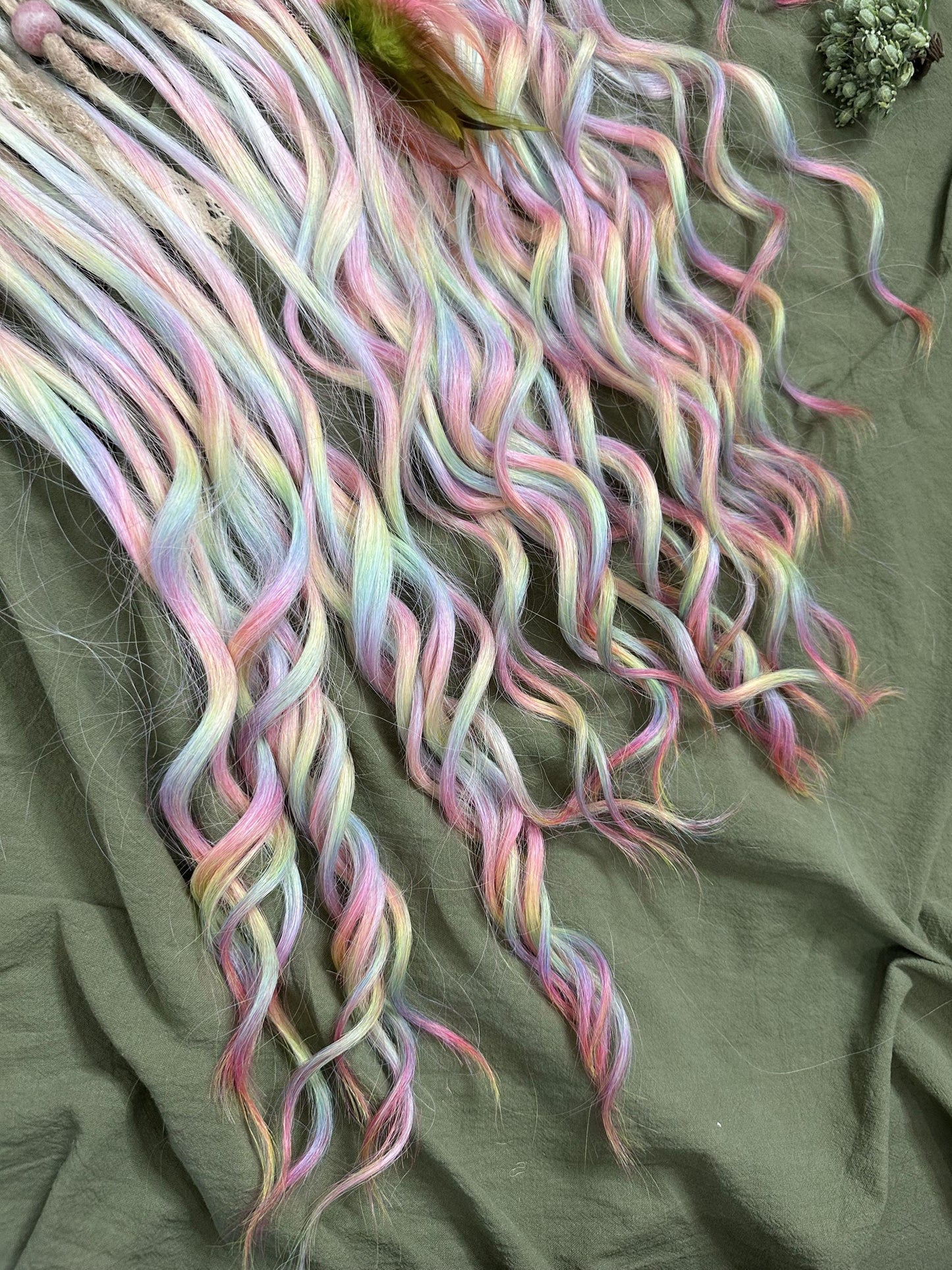 Unicorn Pastel Dreads Full Set | 70 SE Rainbow Curly Ends 85 cm