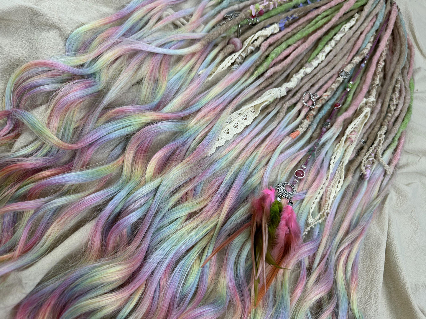Unicorn Pastel Dreads Full Set | 70 SE Rainbow Curly Ends 85 cm