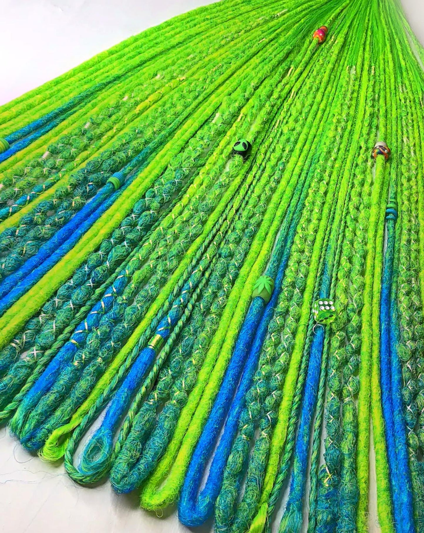 UV Glow Green Dreads – Blue & Acid Ombre Psy Dreadlocks Set